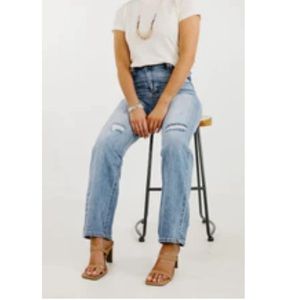 NWT kan can distressed jeans size 31